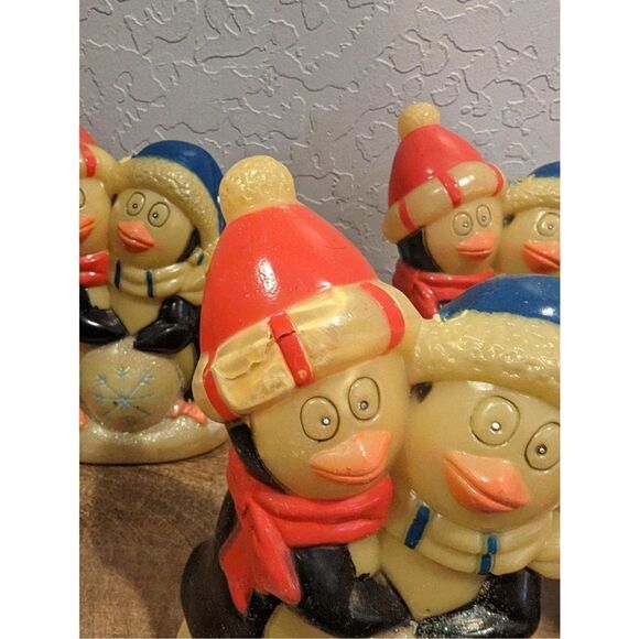 5 Vintage Blow Mold Light Topper 7” Penguins Hard Plastic Lawn Stake Light Cover - Picture 2 of 7